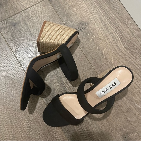 Steve Madden Marcella Sandal - Picture 4 of 6